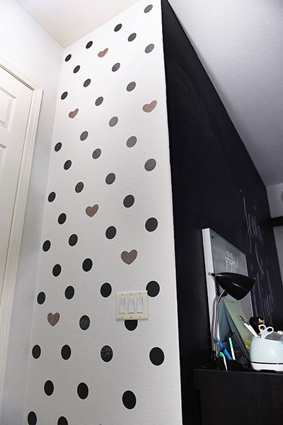 Transform A Boring Wall With Vinyl Cricut