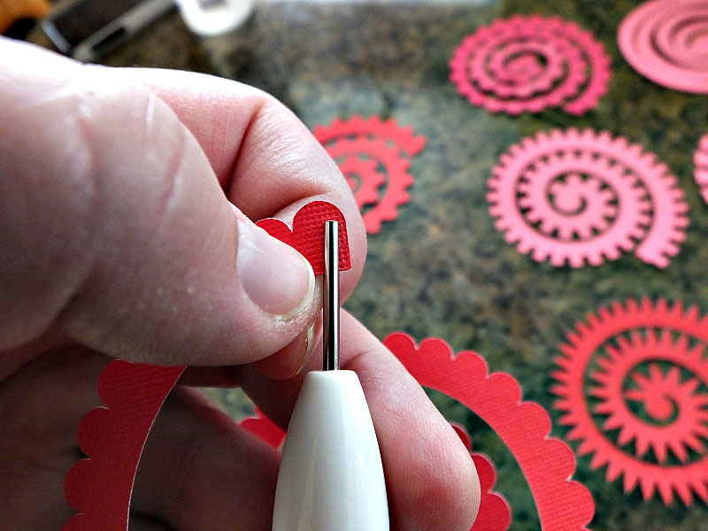 Download Make Rolled Flowers Using The Cricut Quilling Tool Cricut