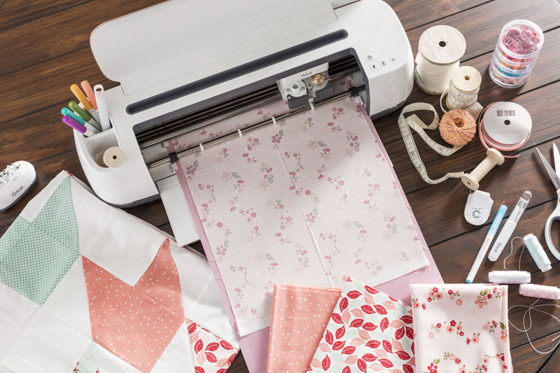 Download Meet Your Quilting Best Friend Cricut Maker Tm Cricut