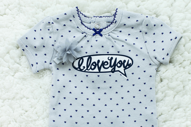 10 Cricut DIY T-Shirts We Love for Holiday Gifts Cricut DIY T-Shirts We Love for Holiday Gifts