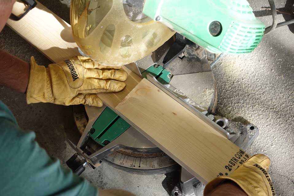 Cutting cornhole boards on a miter saw