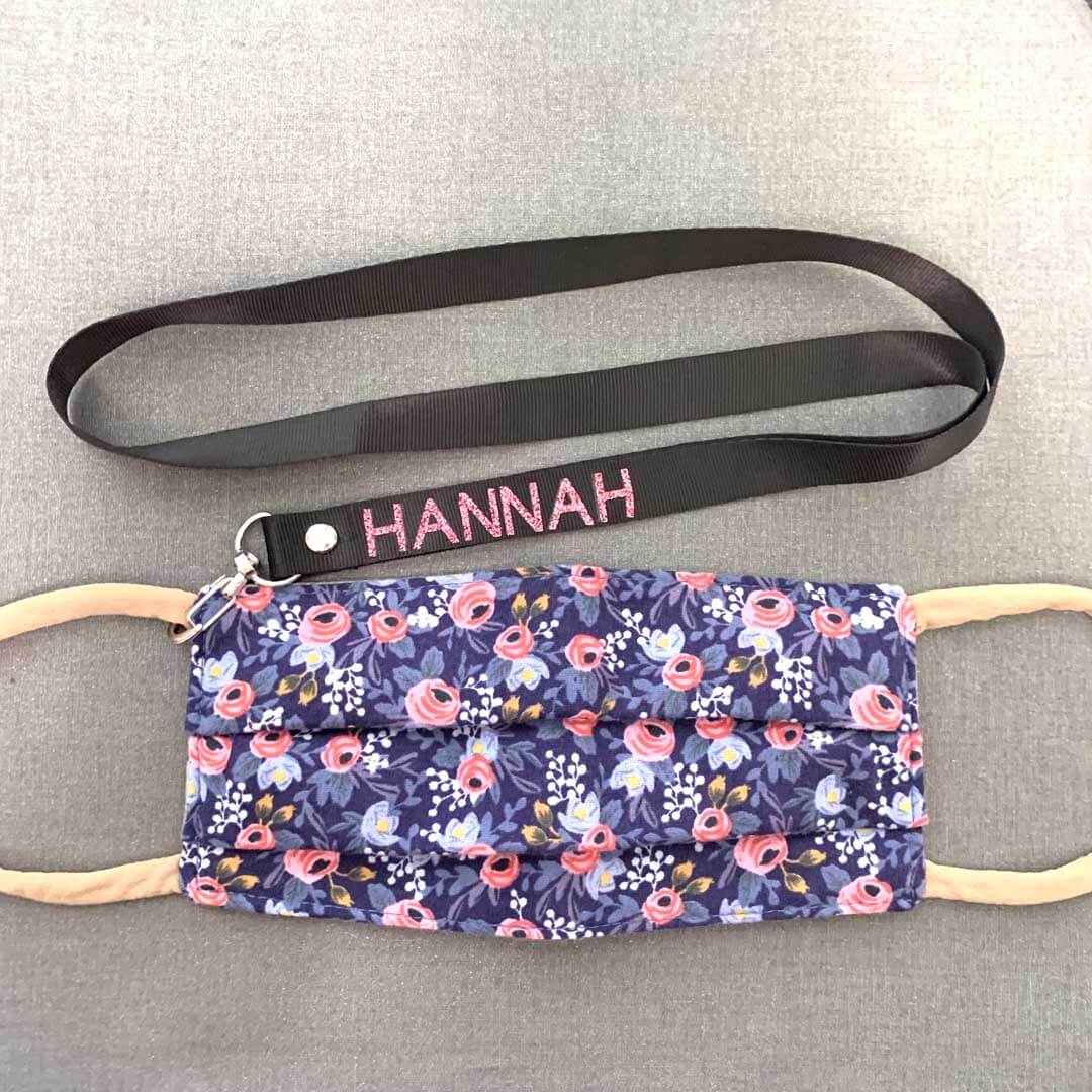 Personalized mask lanyard using a Cricut machine