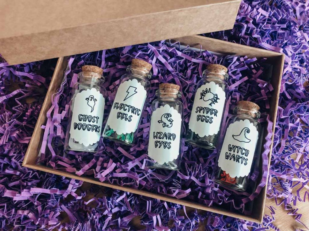 Halloween Potion Bottles using Cricut Joy