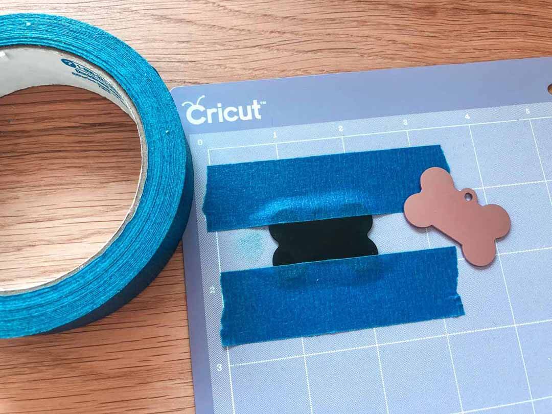 Prepping cutting mat for engraving using Cricut Maker