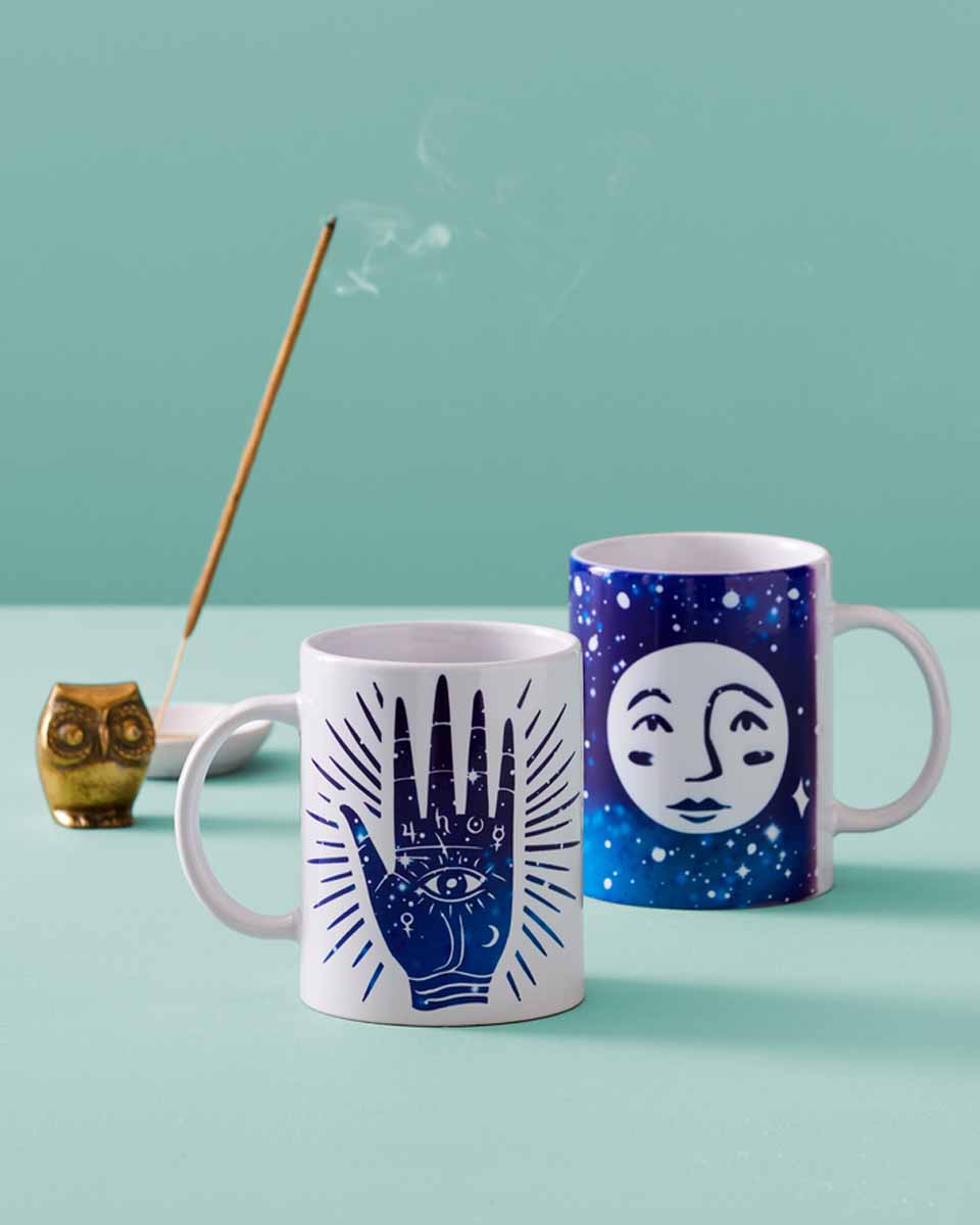 Cricut DIY mugs with moon and stars design
