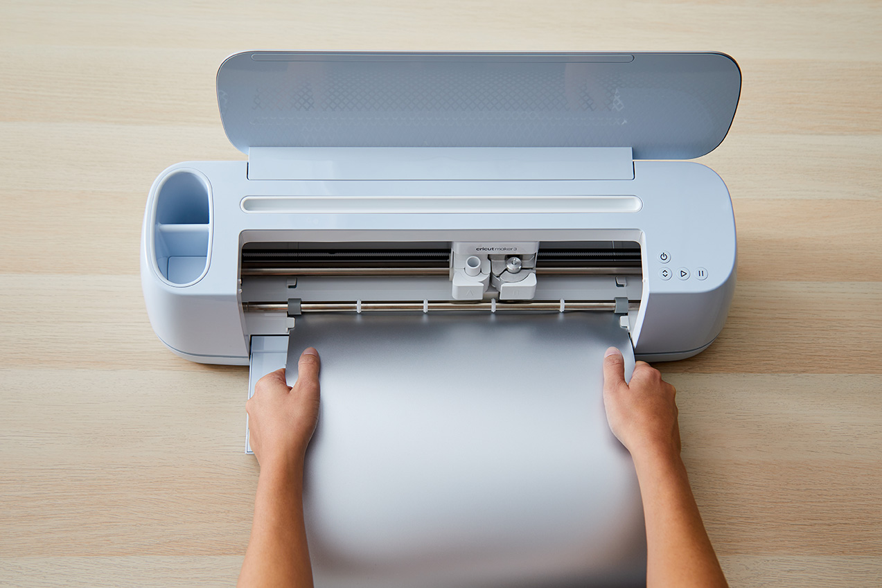 What is the difference between Cricut materials and uses?