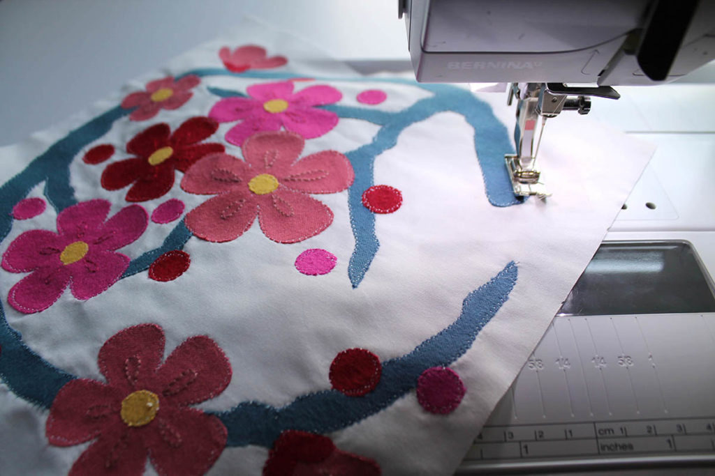 stitching quilt edges