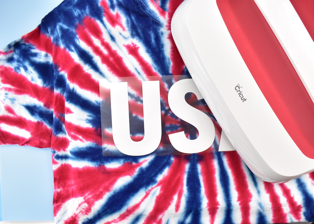 Craft bold, colorful 4th of July tie-dye t-shirts with Cricut